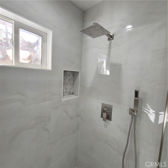 Building Photo - 5148 San Feliciano Dr