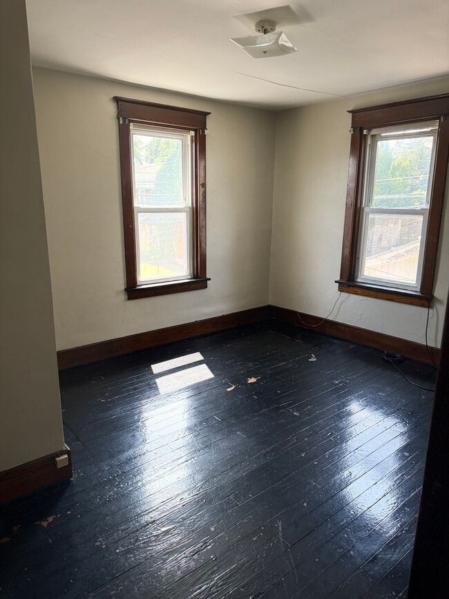 Building Photo - 3 Bedroom 1 Bath in Carlisle, PA!