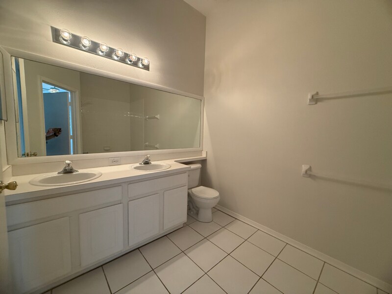 Building Photo - 1238 Standridge Dr