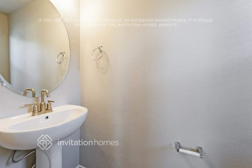 Building Photo - 11851 Mission Peak Pl