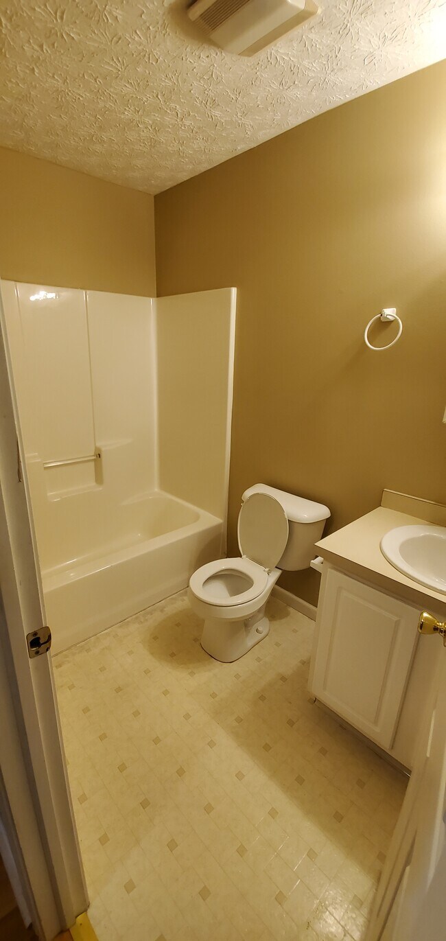 Building Photo - 8838 Stone Way NW