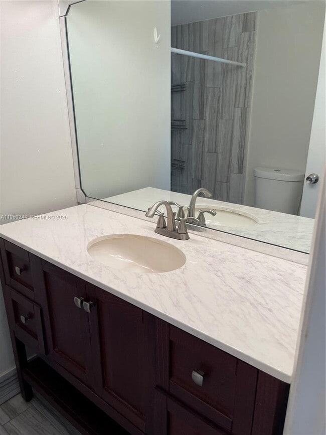 Building Photo - 4785 SW 62nd Ave