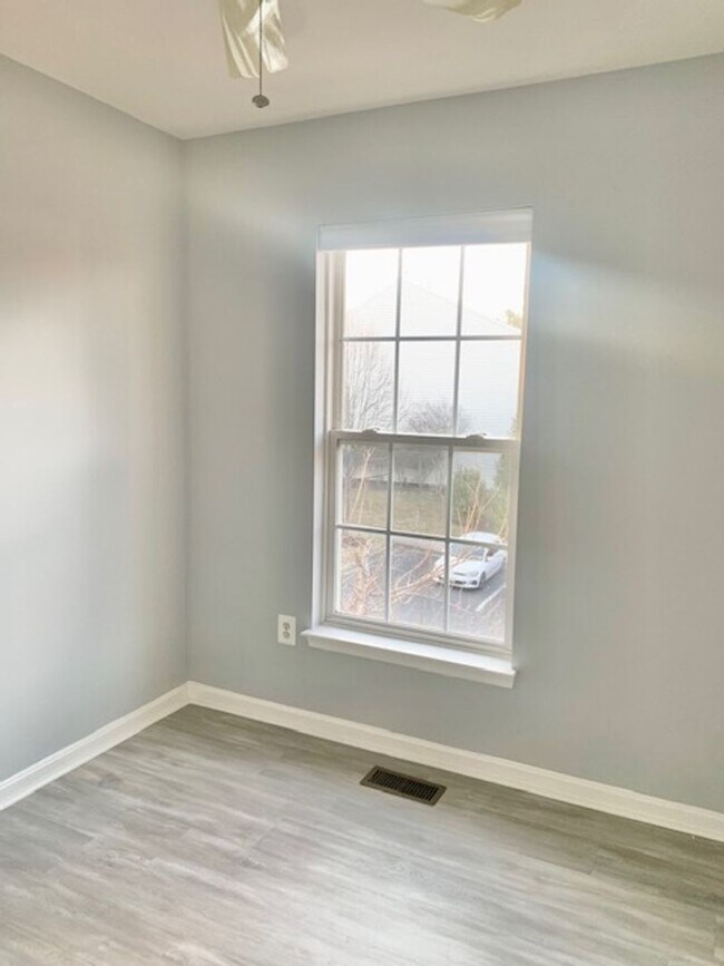 Building Photo - 3776 Hope Commons Cir