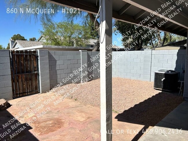 Building Photo - 860 N McQueen Rd