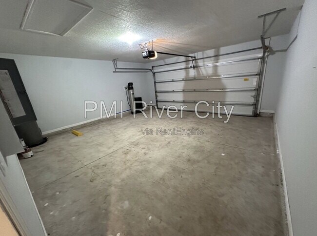 Building Photo - 9052 Bighorn Trl