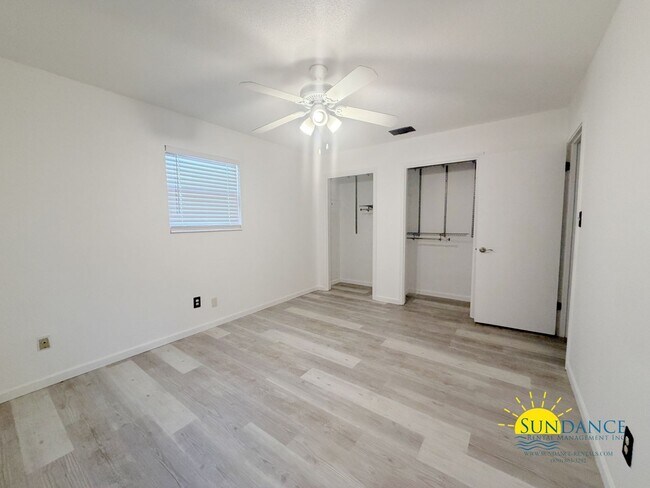 Building Photo - Beautifully Updated 3 Bedroom Home in Mary Esther, near Highway 98!