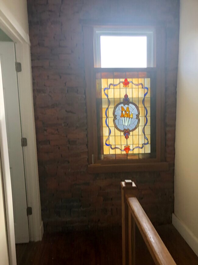 Hall landing - 1339 S Newkirk St