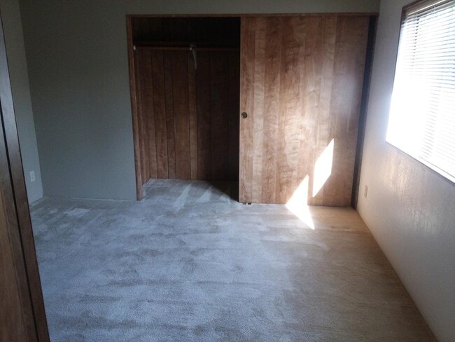 Building Photo - 2 Bedroom/2 Bath Modular Home Available Now!