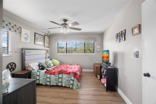 Building Photo - 9606 W McNab Rd