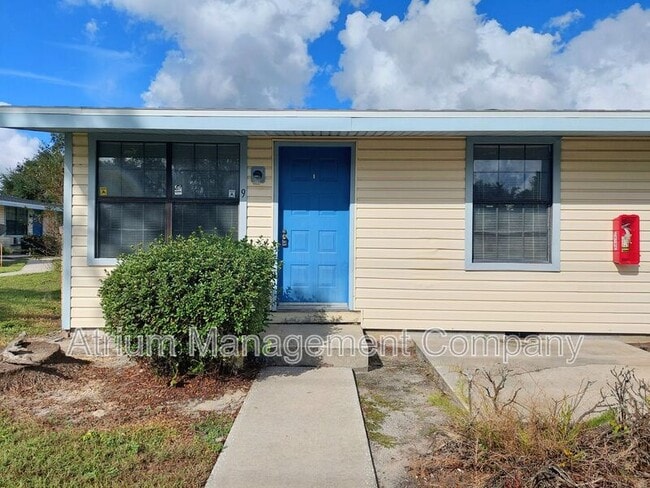 Building Photo - 1295 N Holland Pkwy