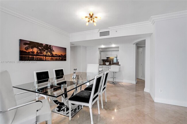 Building Photo - 1500 Ocean Dr