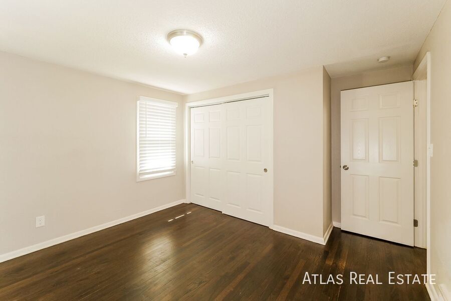 Building Photo - 9 W 89 Terrace