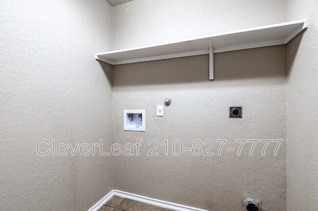 Building Photo - 2218 York Bend