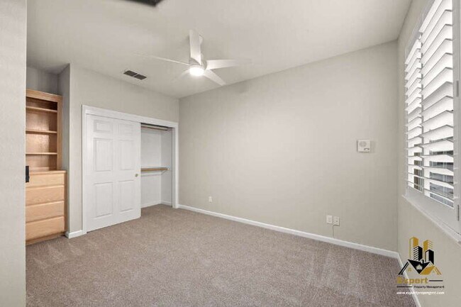 Building Photo - 5291 Bryant Rd