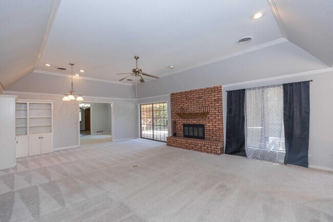 Building Photo - 6200 Belpree Rd