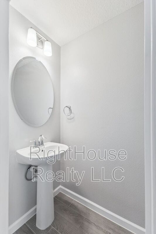 Building Photo - 212 Beautyberry Ln