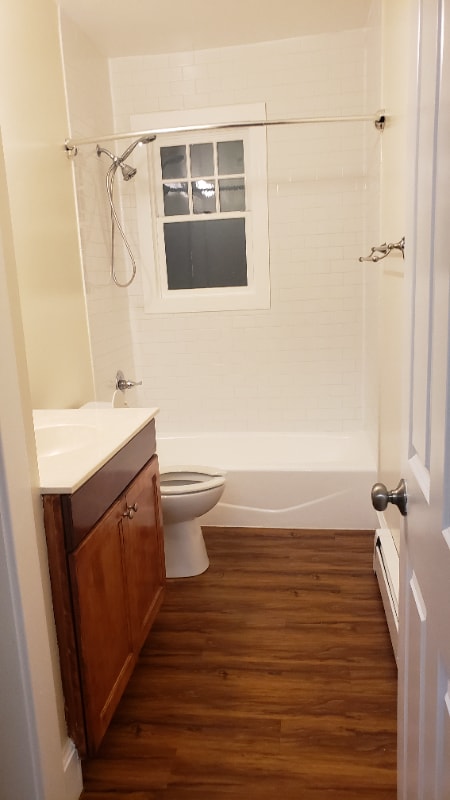 Building Photo - 753 Winchester Ave