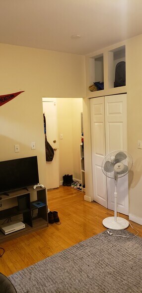 Building Photo - 51 Hemenway St