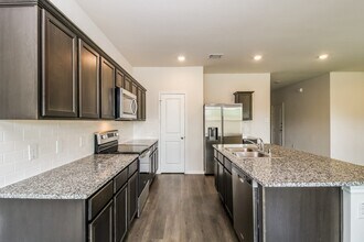 Building Photo - 3124 Glazner Dr