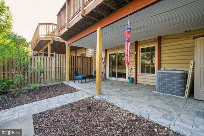 Building Photo - 6257 Harbin Dr