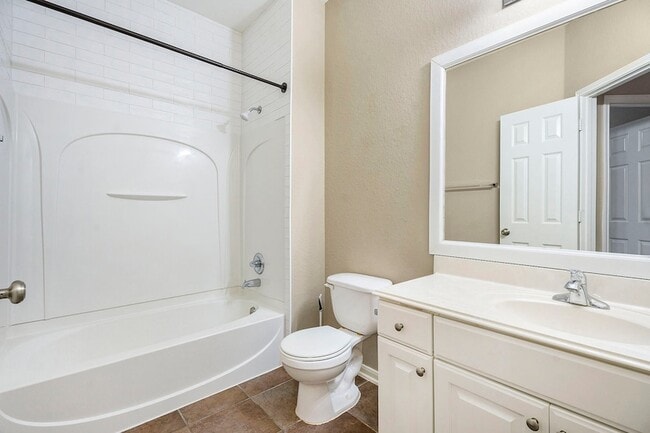 Building Photo - 6185 Galloway Ln