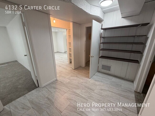 Building Photo - 4132 S Carter Cir