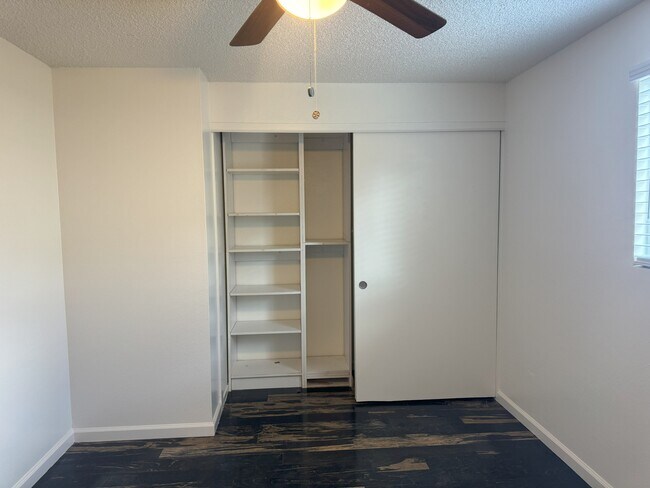 Building Photo - 2460 Brookside Way