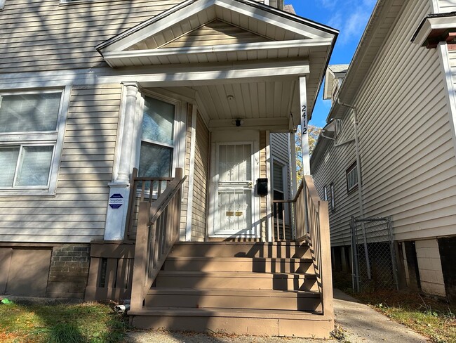 2412-14 W MCKINLEY AVE - 2412 W McKinley Ave Milwaukee WI 53205 ...