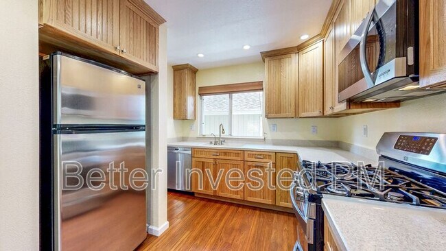 Building Photo - 57 Okelly Way