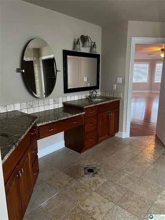 Building Photo - 59 Carousel Ln