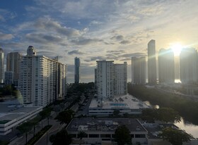 Building Photo - 250 174th St