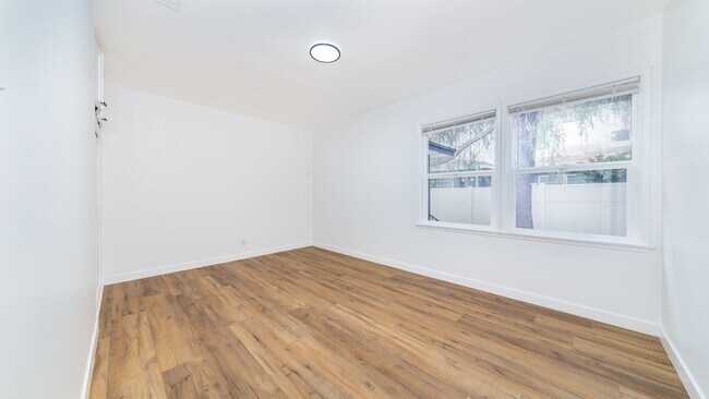 Building Photo - Move-in ready! Be the first to enjoy this ...