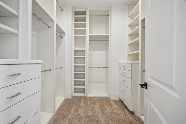 Building Photo - 2509 Dorrington St