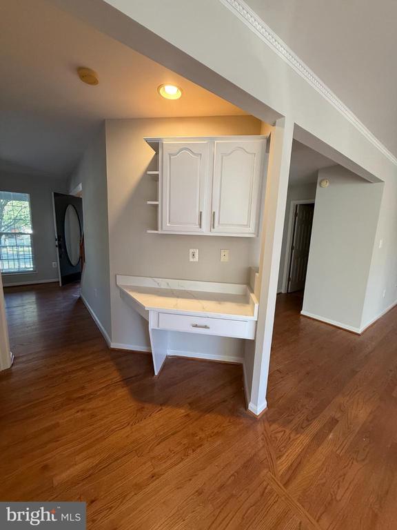 Building Photo - 20453 Charter Oak Dr