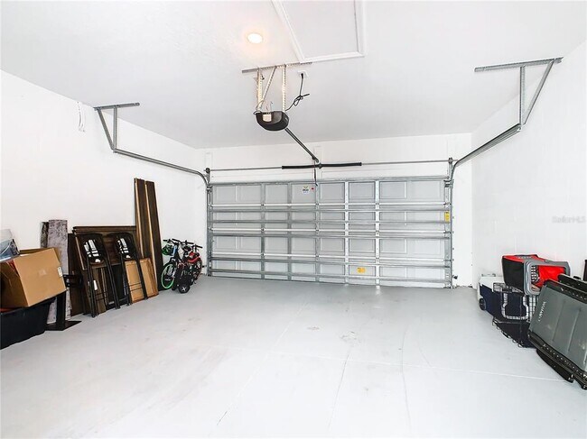 Building Photo - 3099 Ella Wy