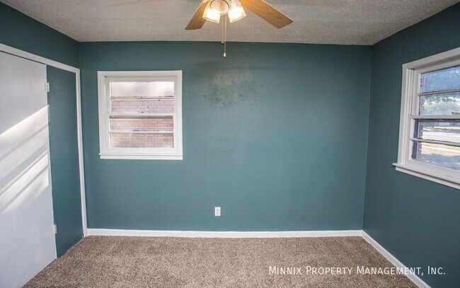 Building Photo - 5414 6th St