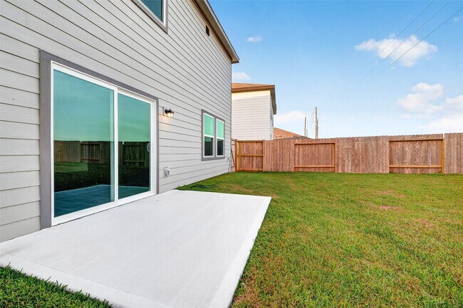 Building Photo - 8323 Vacek Xing Wy