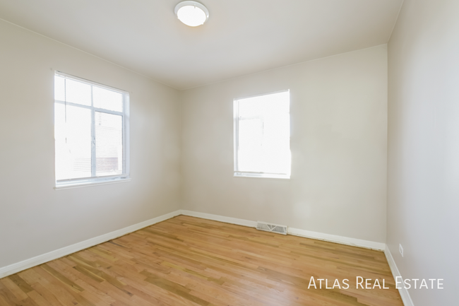 Building Photo - 7121 E 60th Way