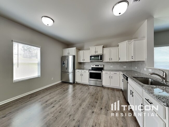 Building Photo - 426 Contentment Dr