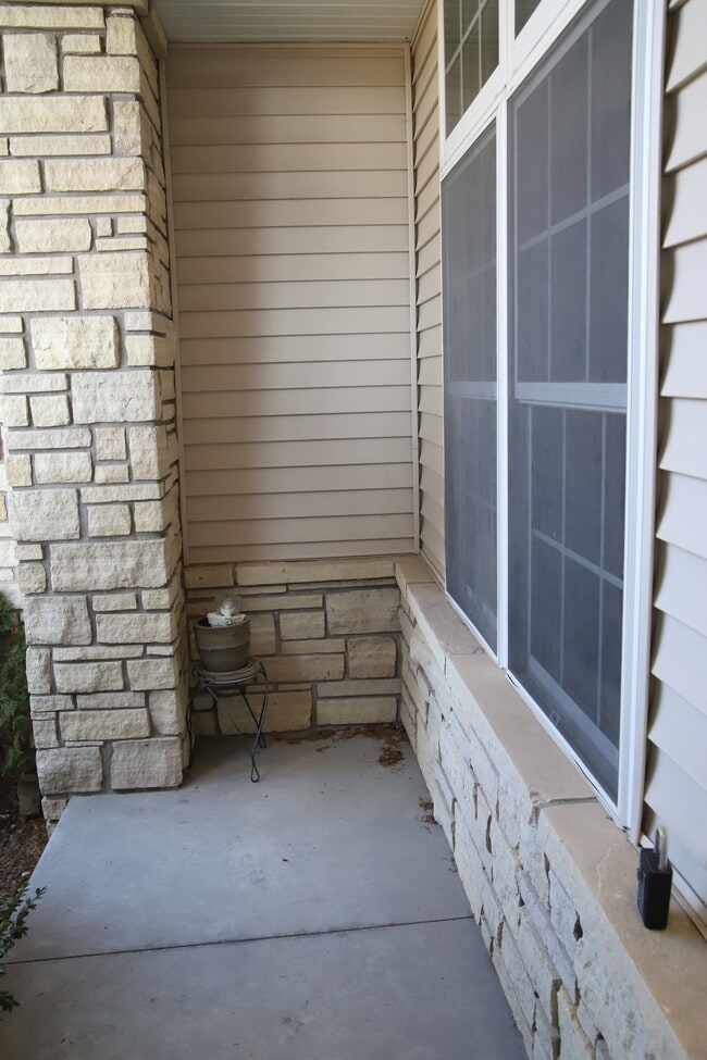 Building Photo - 1160 Winchester Ln