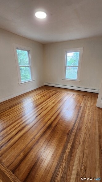 Building Photo - 326 Cook Ave