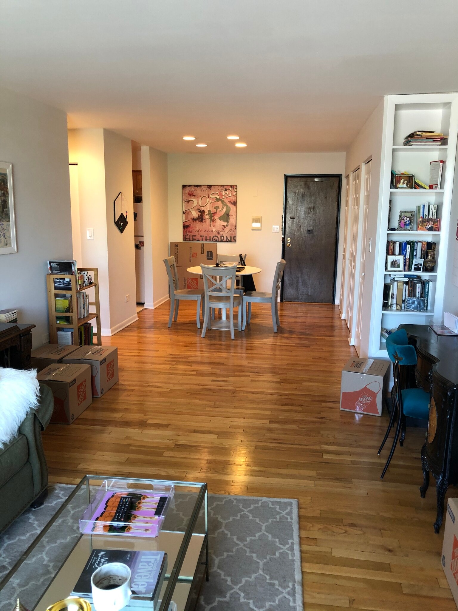 Main Room - 1750 N Mohawk St