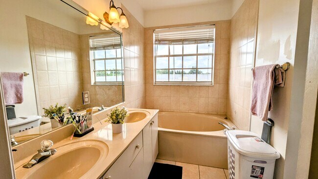 Building Photo - 8124 SW 119th Path