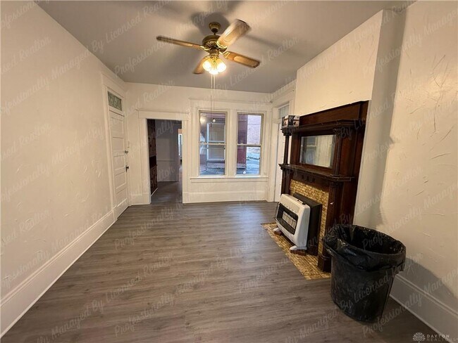 Building Photo - 44 W High St