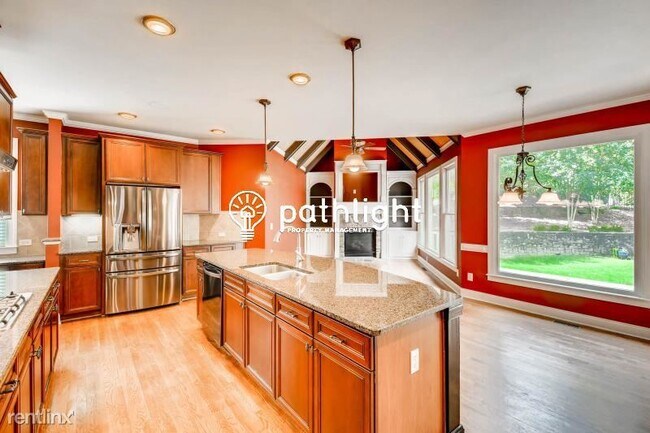 Building Photo - 6 br, 5 bath House - 1762 Country Wood Dri...