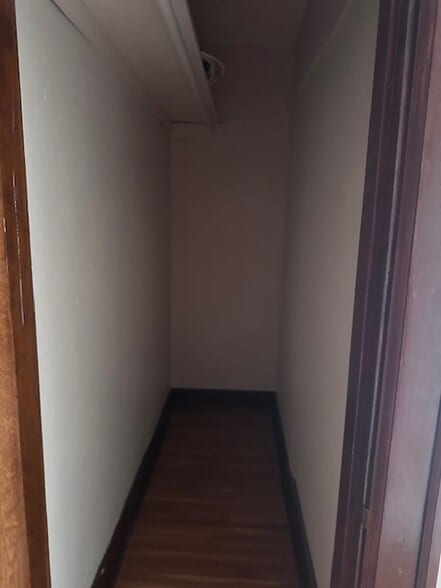 Large walk in closet - 319 W North St