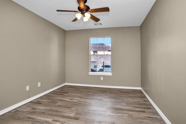 Building Photo - 13068 Hydra Ct