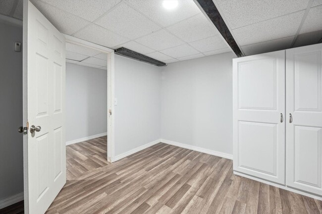 Building Photo - Move-In Ready 4 bedroom, 3 bathroom Home i...