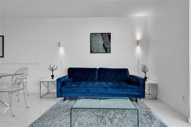 Building Photo - 335 S Biscayne Blvd