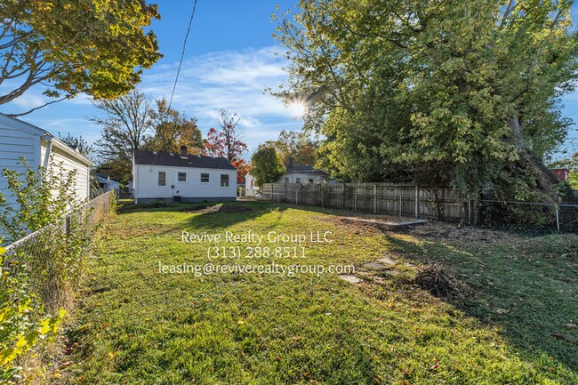 Building Photo - 4802 Niagara St